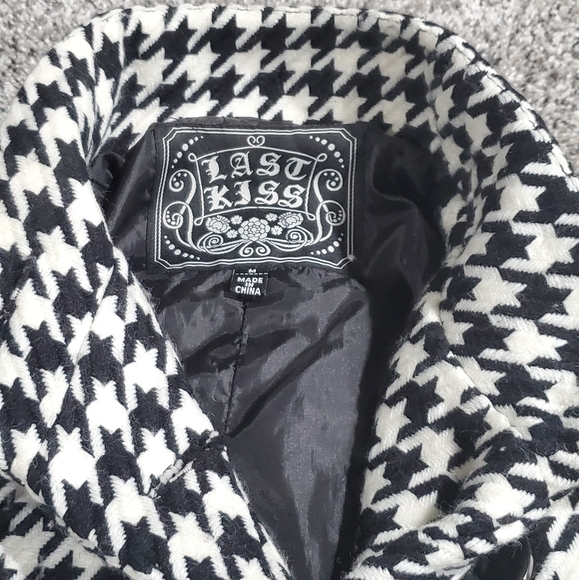 Lightweight jacket - Picture 2 of 5